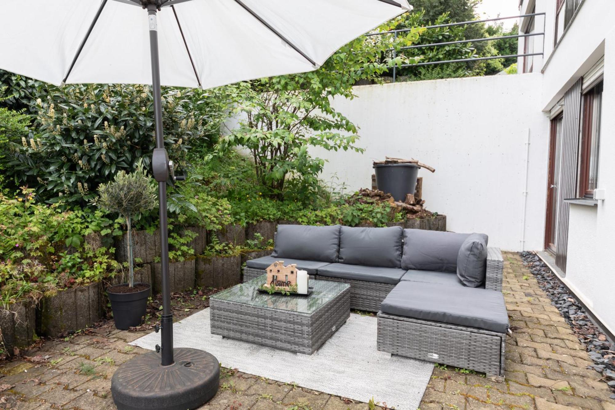 לייוון Cozy II Luxurioes Moselview Terrasse Garten Netflix מראה חיצוני תמונה